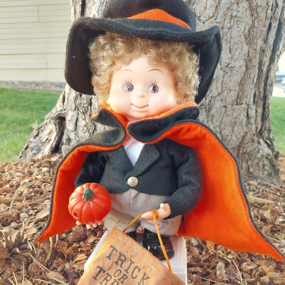 Halloween Kids Dracula Motionette Vintage Decoration in Box, 1994 Santa's Best - Picture 3 of 4